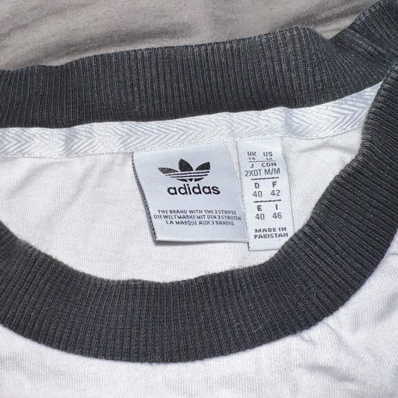 Adidas t-shirt - Picture 3 of 3